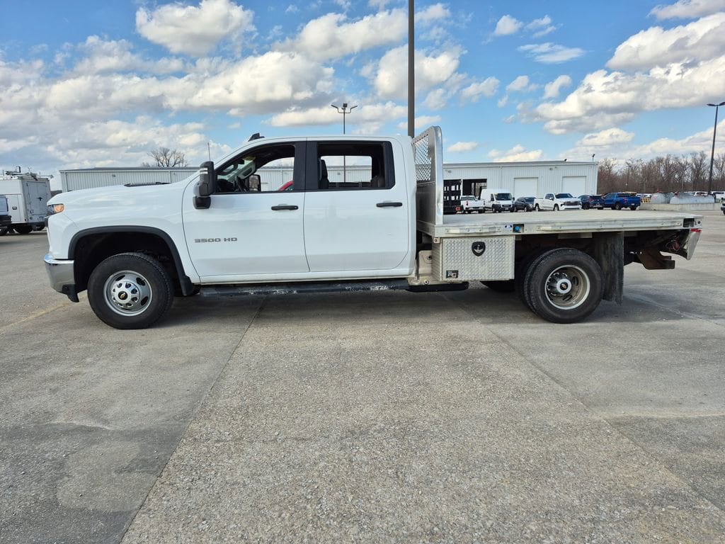 Used 2023 Chevrolet Silverado 3500 HD Chassis Cab Work Truck Truck Crew Cab