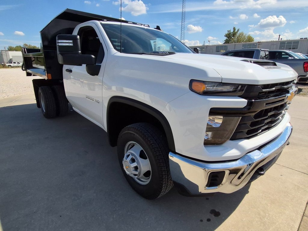 New 2025 Chevrolet Silverado 3500 HD Chassis Cab Work Truck Truck