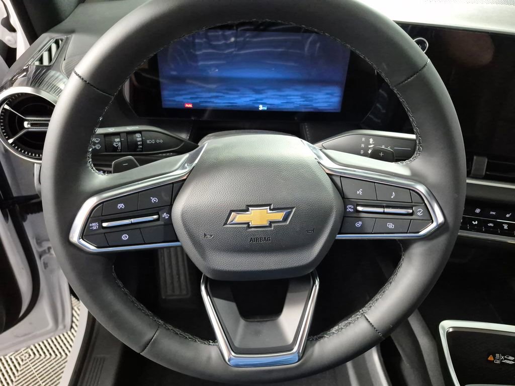 2026 Chevrolet Equinox LT - Photo 11