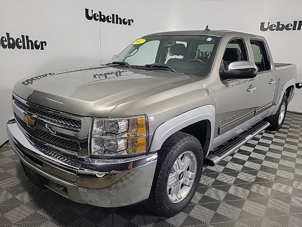2012 Chevrolet Silverado 1500 LT photo 2