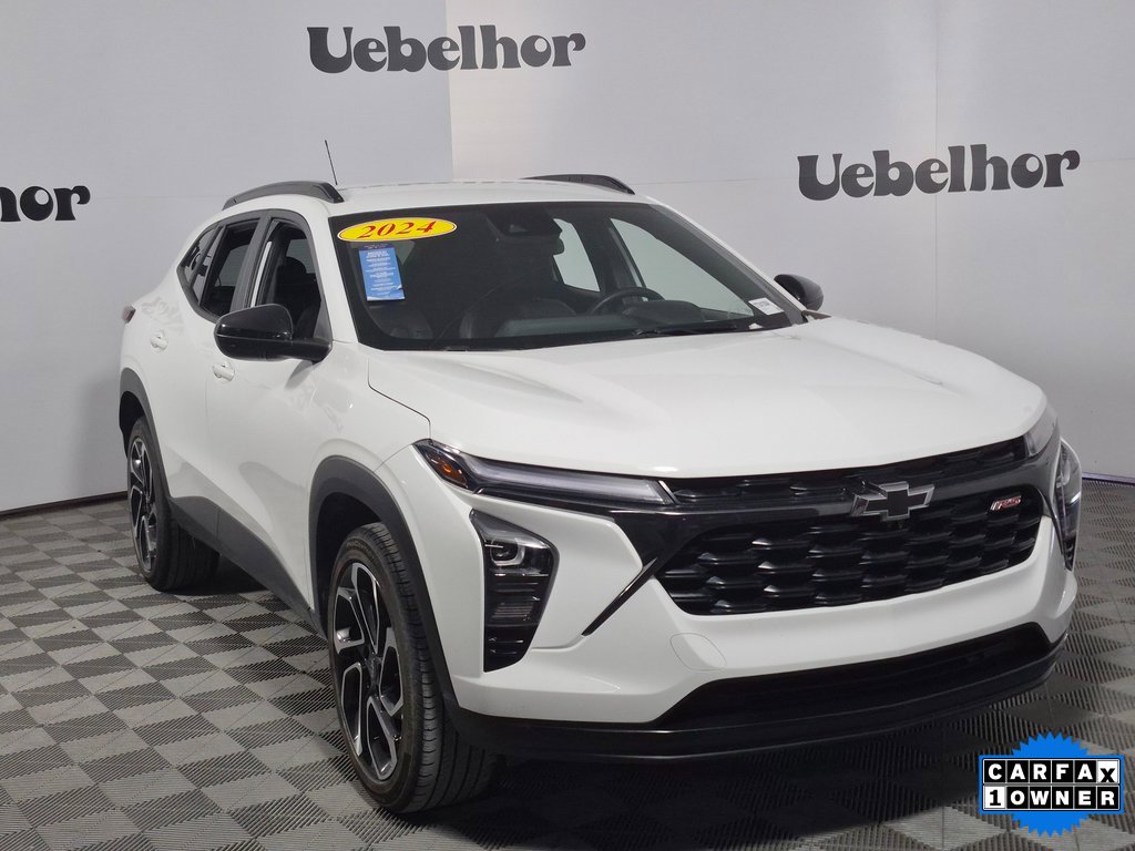 2024 Chevrolet Trax RS's photo