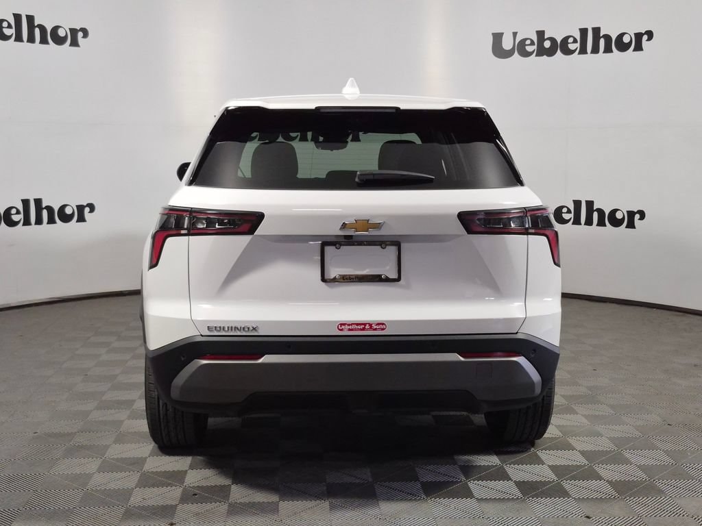 2027 Chevrolet Equinox LT - Photo 6