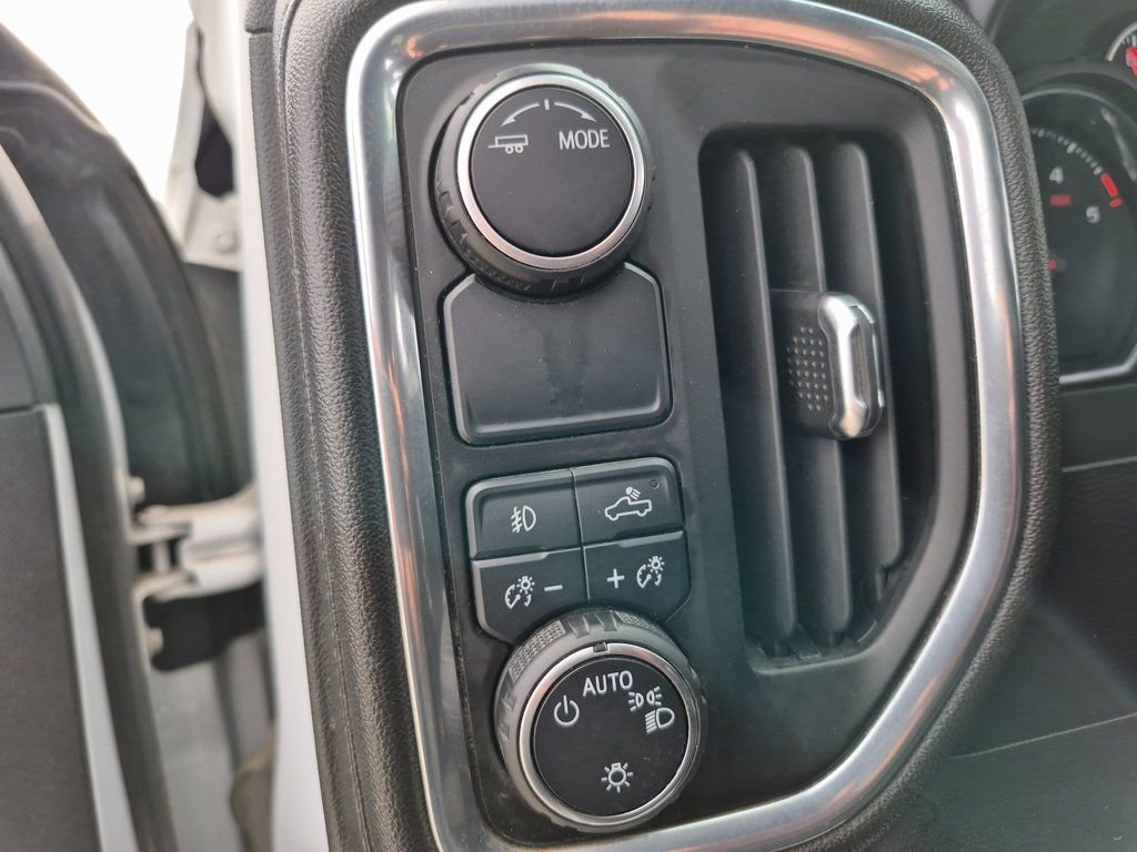 2022 Chevrolet Silverado 3500HD LT - Photo 19