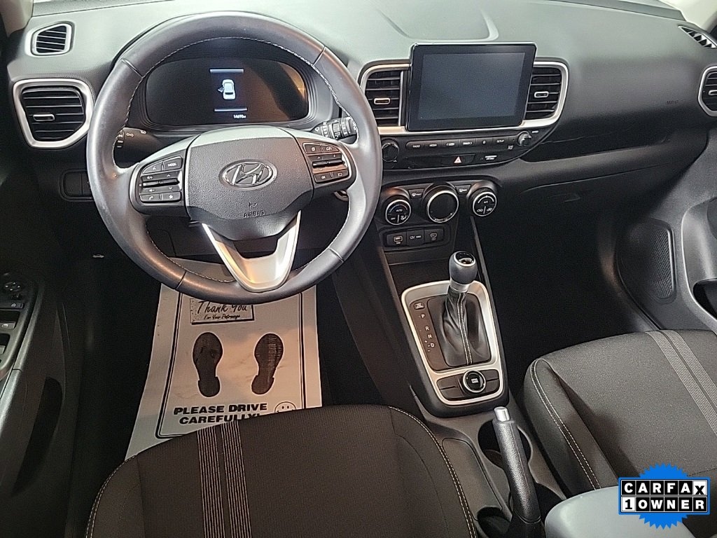 Used 2024 Hyundai Venue SEL SUV