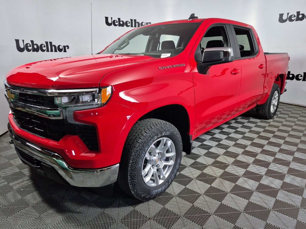 2026 Chevrolet Silverado 1500 LT photo 3