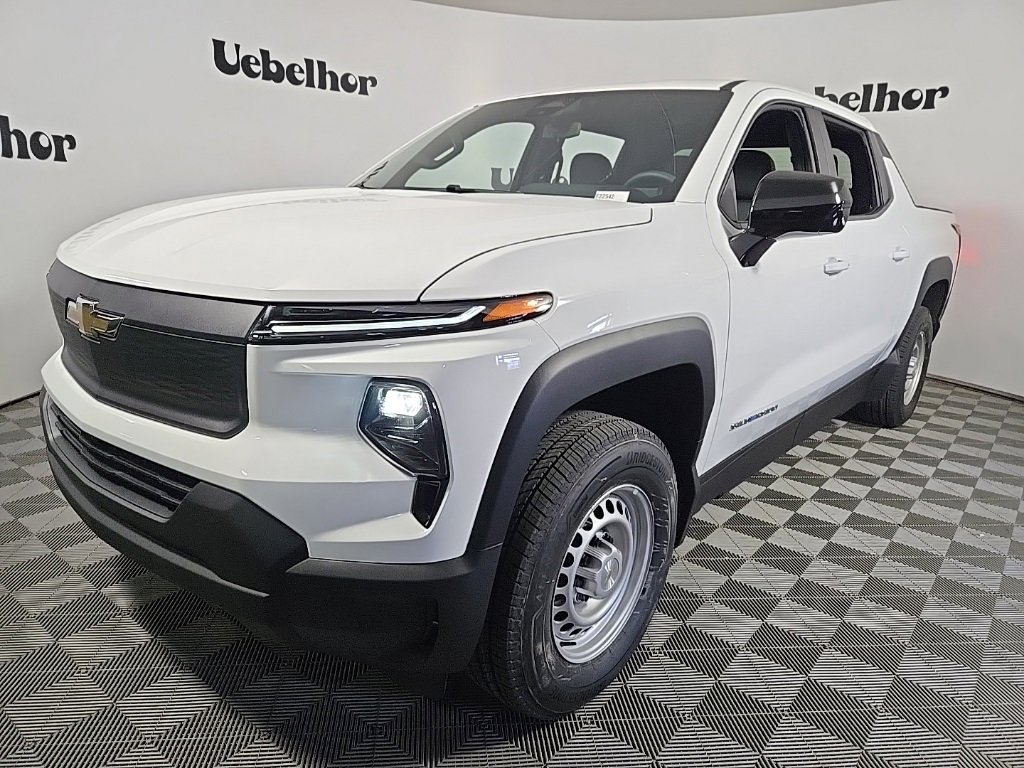2025 Chevrolet Silverado EV Work Truck photo 3