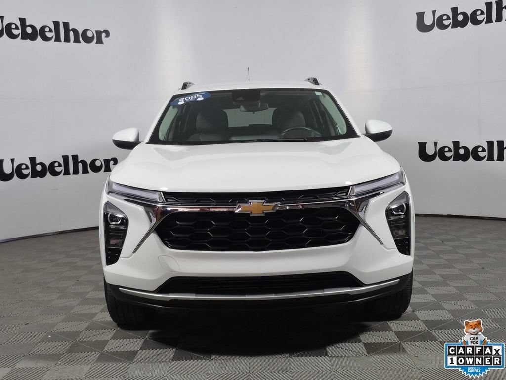 Used 2025 Chevrolet Trax LT SUV