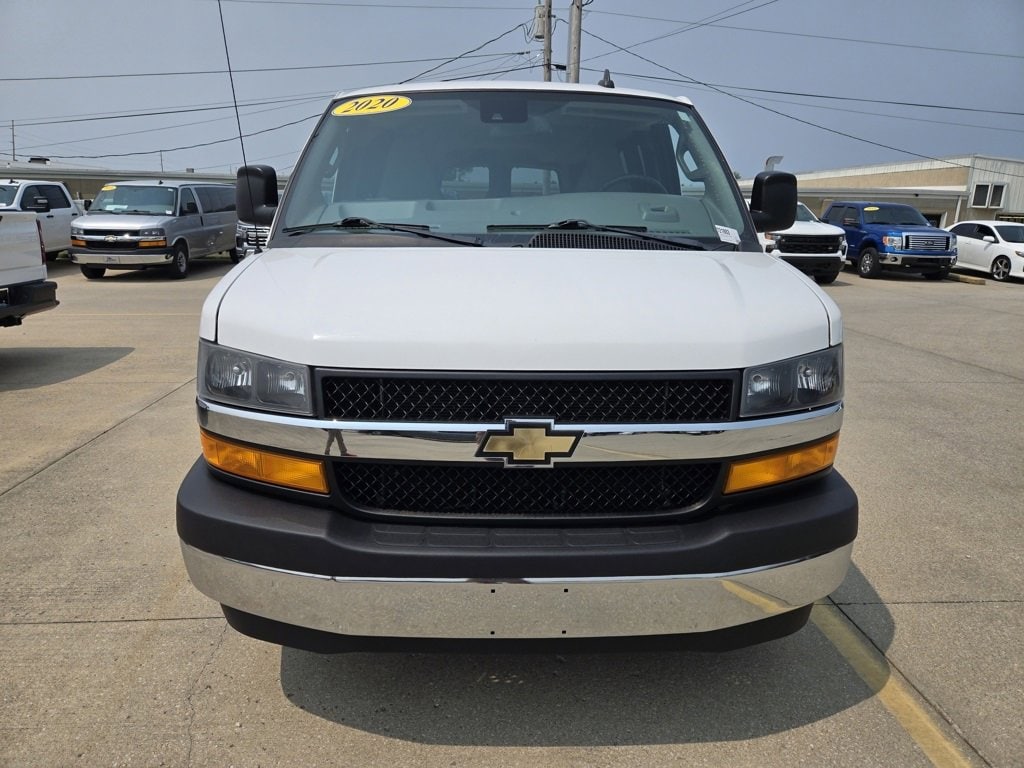 Used 2020 Chevrolet Express Passenger 3500 1LT Van Extended Passenger Van