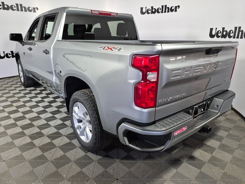 2026 Chevrolet Silverado 1500 Custom photo 4
