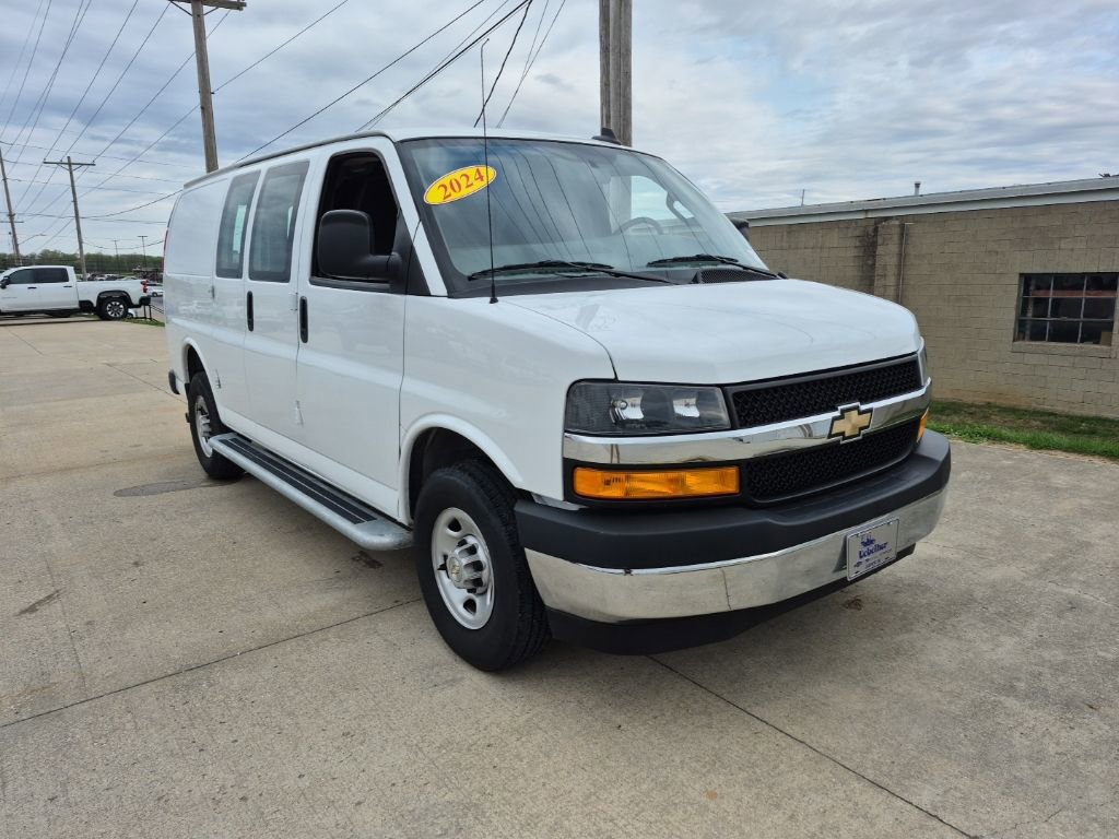 2024 Chevrolet Express Cargo
