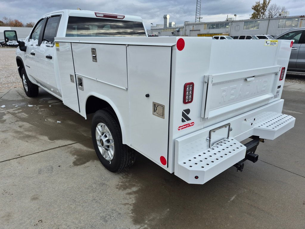 2025 Chevrolet Silverado 2500HD photo 4