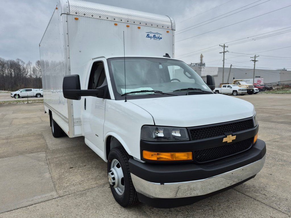 2025 Chevrolet Express 3500 177" WB's photo