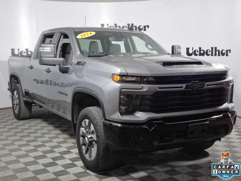 Used 2024 Chevrolet Silverado 2500 HD Custom Truck