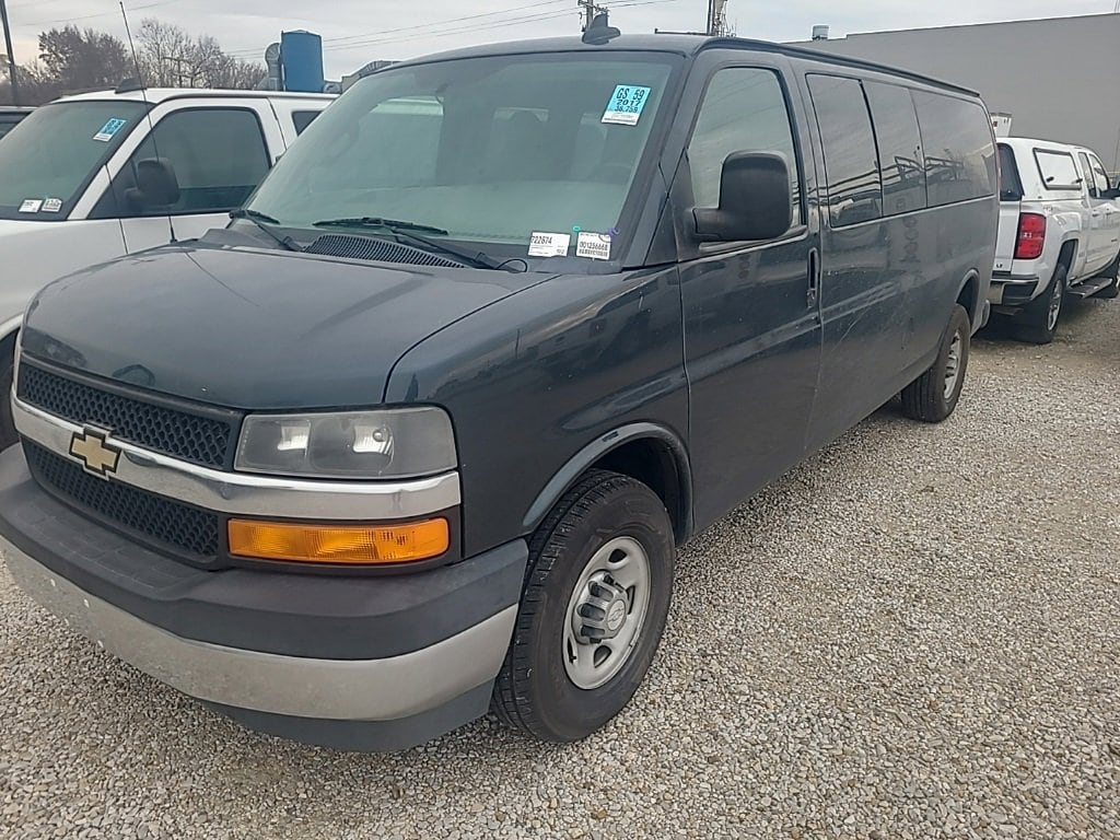 2017 Chevrolet Express Passenger LS