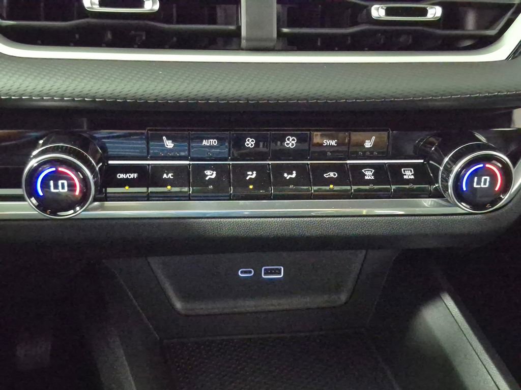 2026 Chevrolet Equinox LT - Photo 20