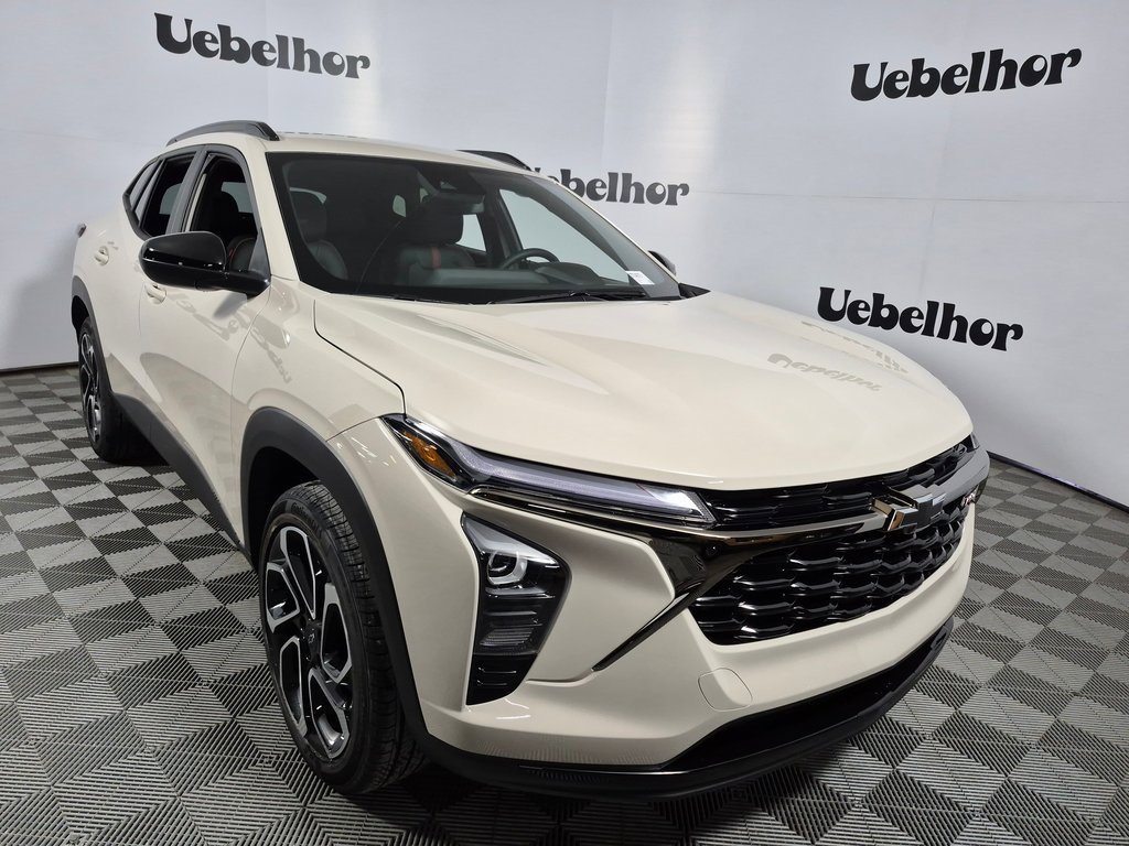 2026 Chevrolet Trax RS's photo