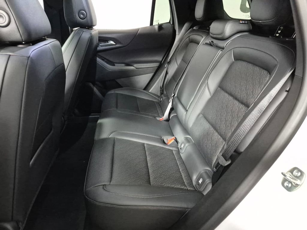 2026 Chevrolet Equinox LT - Photo 24