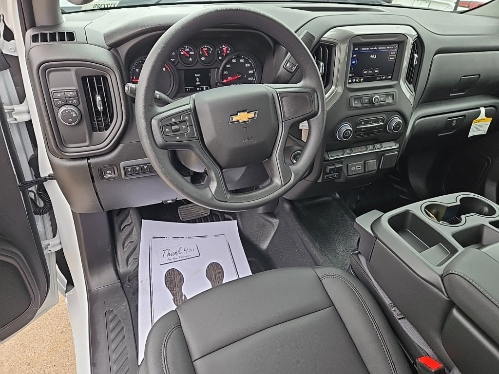 New 2025 Chevrolet Silverado 3500 HD Chassis Cab Work Truck Truck