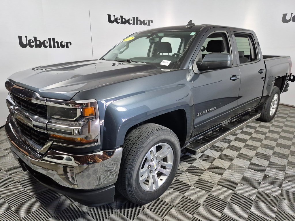 2017 Chevrolet Silverado 1500 LT photo 3