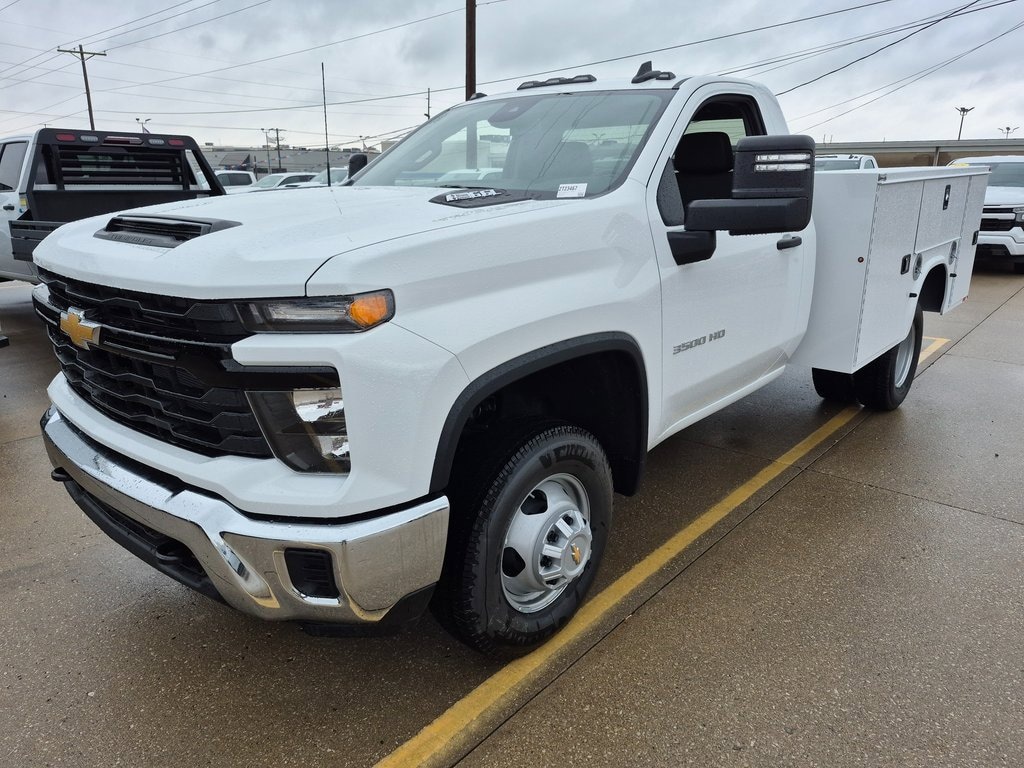 New 2025 Chevrolet Silverado 3500 HD Chassis Cab Work Truck Truck
