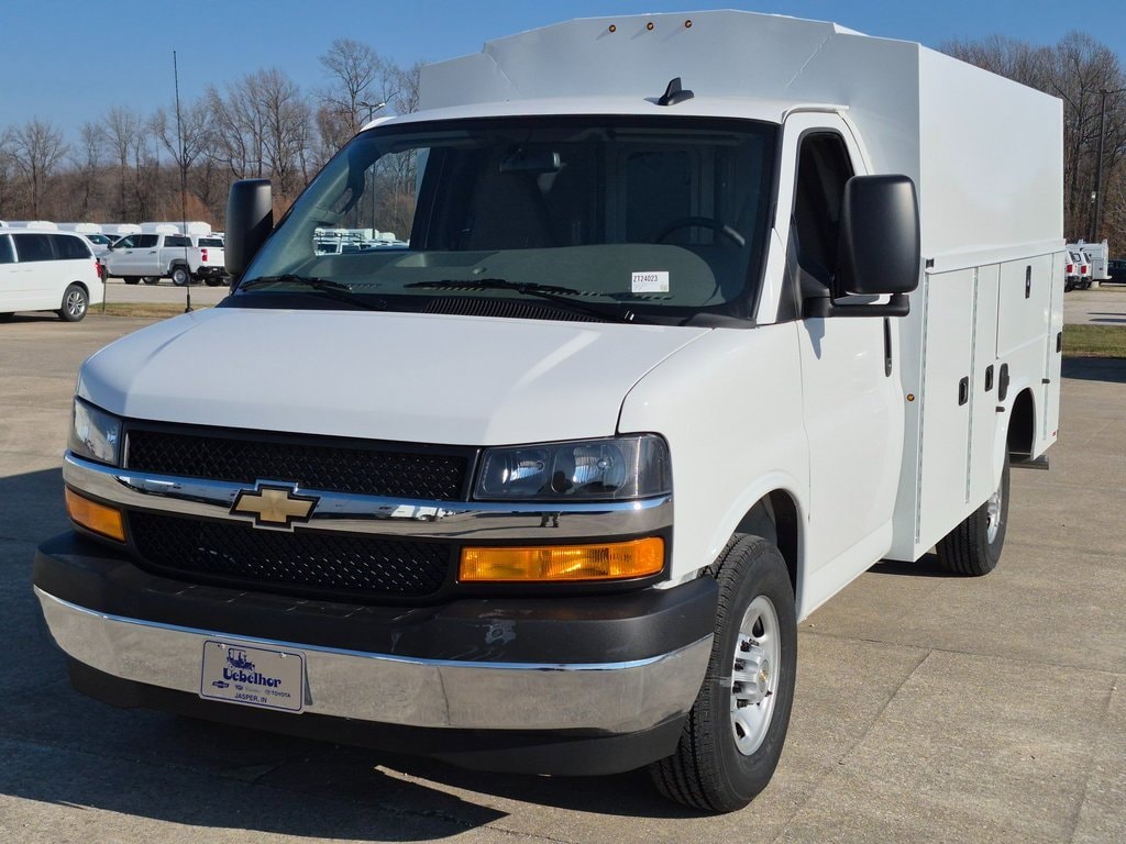 New 2025 Chevrolet Express Cutaway 3500 1WT Cutaway Van