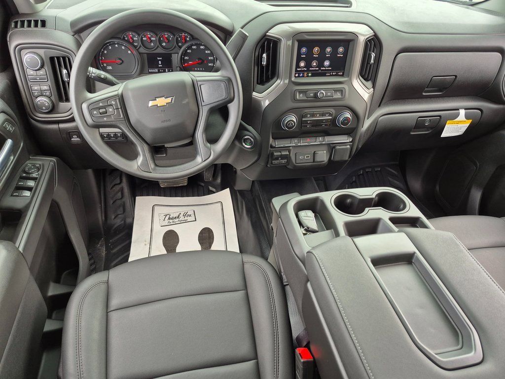 2025 Chevrolet Silverado 2500HD Work Truck photo 2