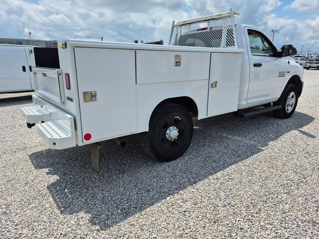 2018 Ram 3500 Tradesman SLT photo 4