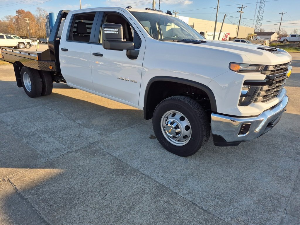 New 2025 Chevrolet Silverado 3500 HD Chassis Cab Work Truck Truck