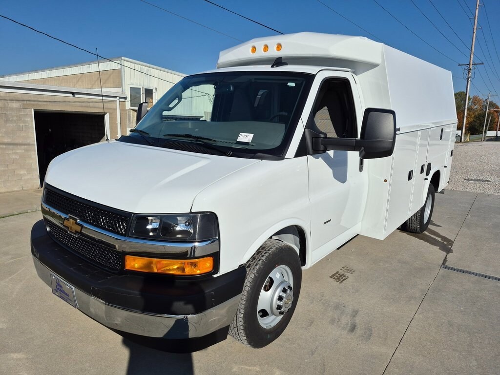 New 2025 Chevrolet Express Cutaway 3500 1WT Cutaway Van