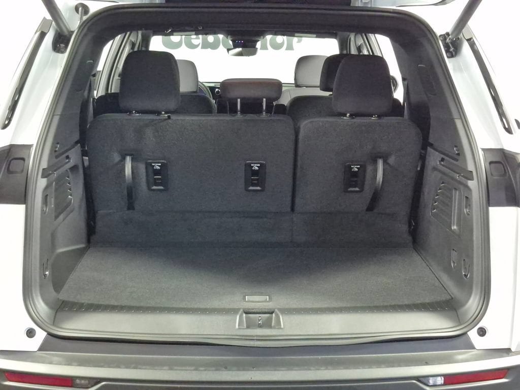 2026 Chevrolet Traverse LT - Photo 26