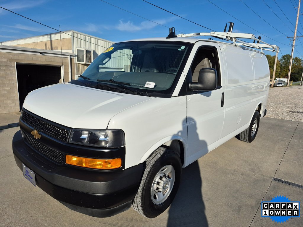 2024 Chevrolet Express 2500 Van Cargo photo 3
