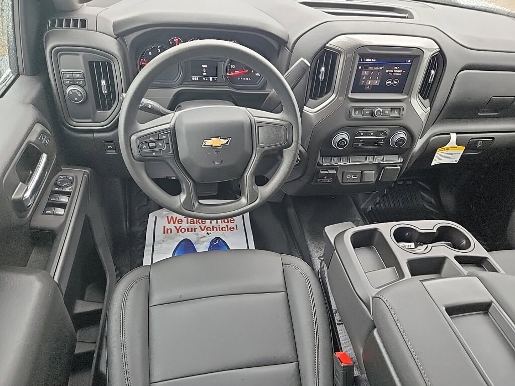 New 2025 Chevrolet Silverado 3500 HD Chassis Cab Work Truck Truck