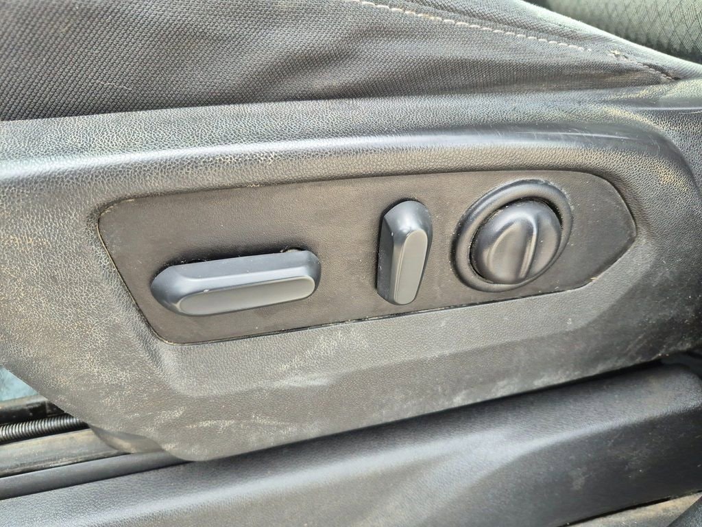 2022 Chevrolet Silverado 3500HD LT - Photo 18