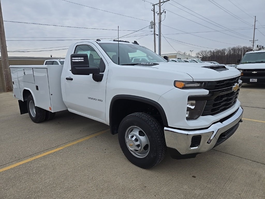 New 2025 Chevrolet Silverado 3500 HD Chassis Cab Work Truck Truck