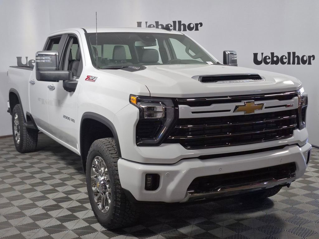 2026 Chevrolet Silverado HD's photo