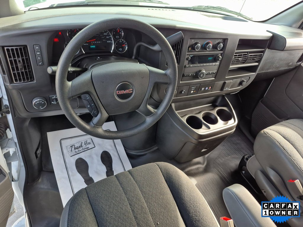 2024 Gmc Savana Cargo 2500 photo 2