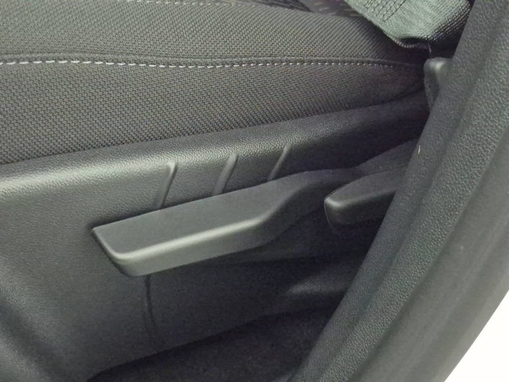 2027 Chevrolet Equinox LT - Photo 17