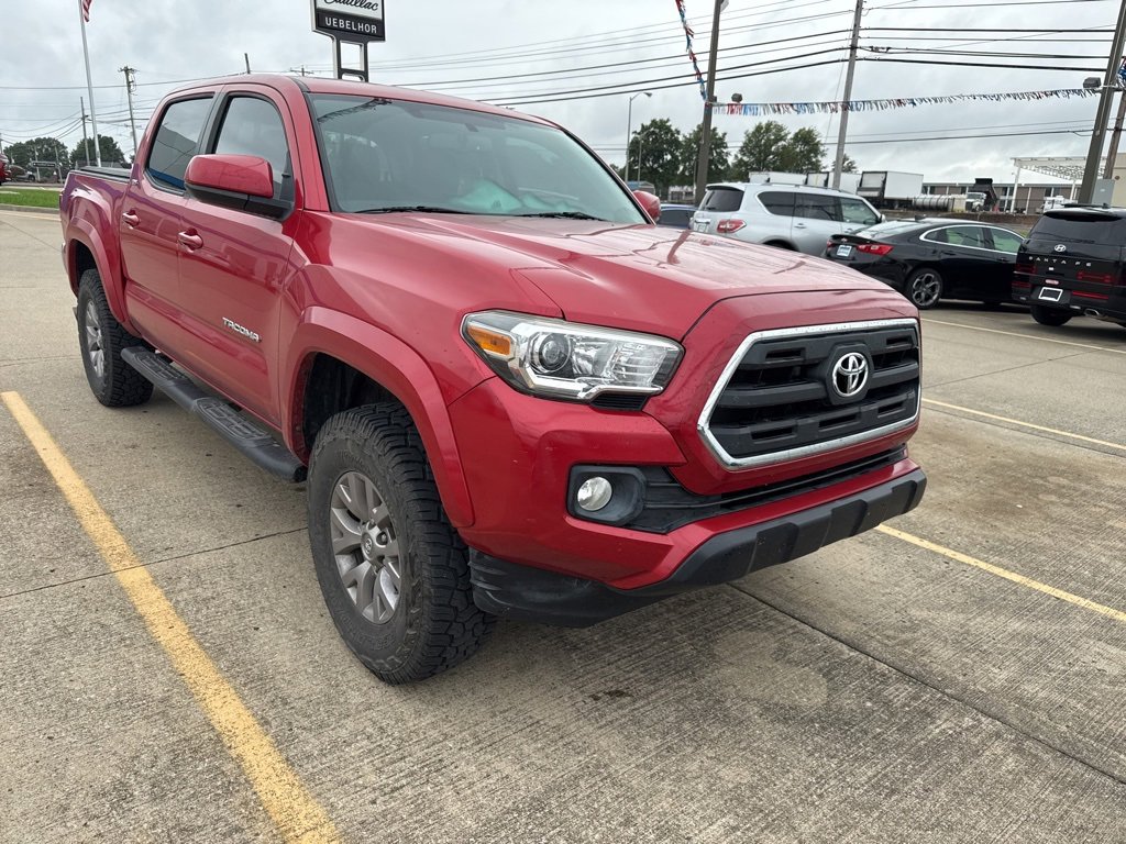2017 Toyota Tacoma SR5 photo 2