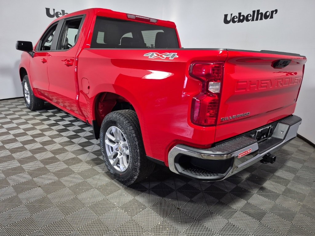 2026 Chevrolet Silverado 1500 LT photo 4