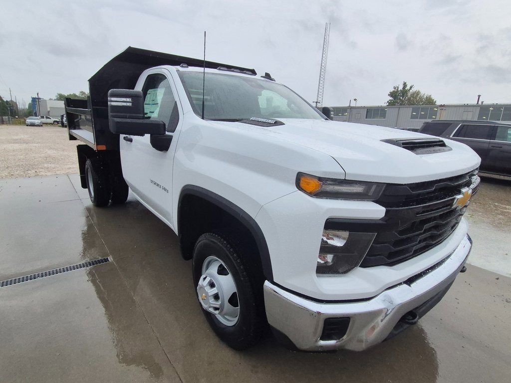 New 2025 Chevrolet Silverado 3500 HD Chassis Cab Work Truck Truck