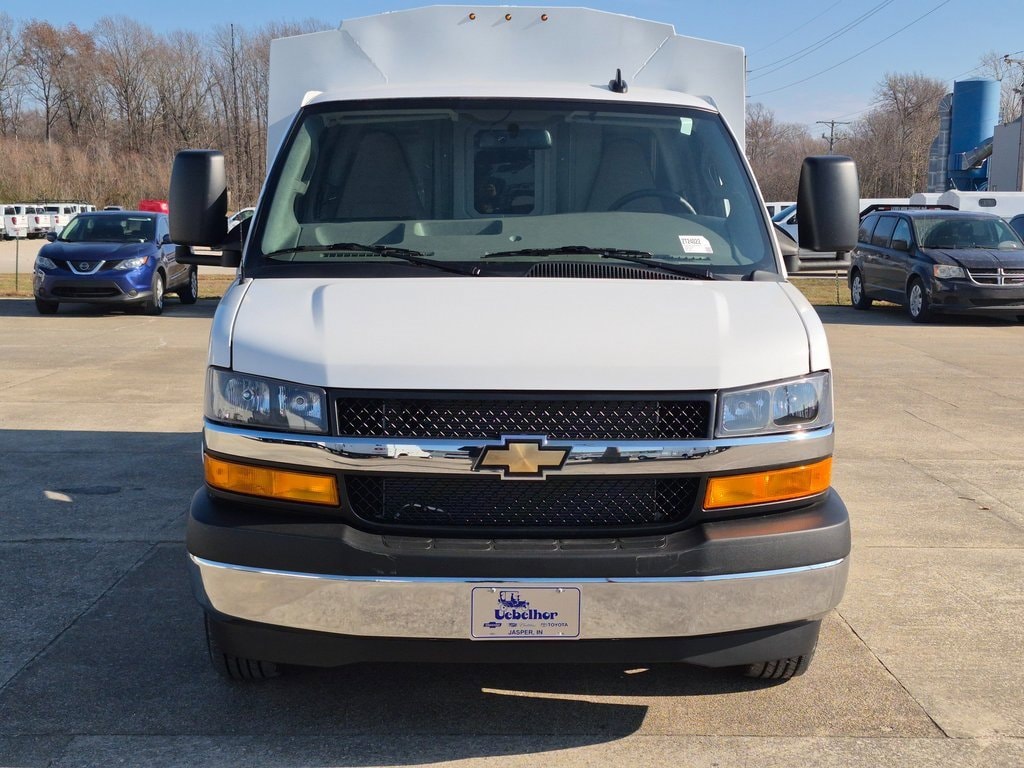 New 2025 Chevrolet Express Cutaway 3500 1WT Cutaway Van