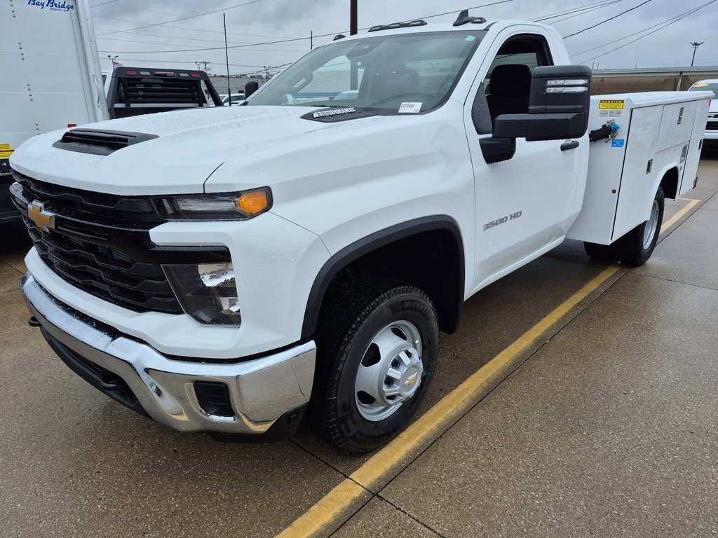 New 2025 Chevrolet Silverado 3500 HD Chassis Cab Work Truck Truck