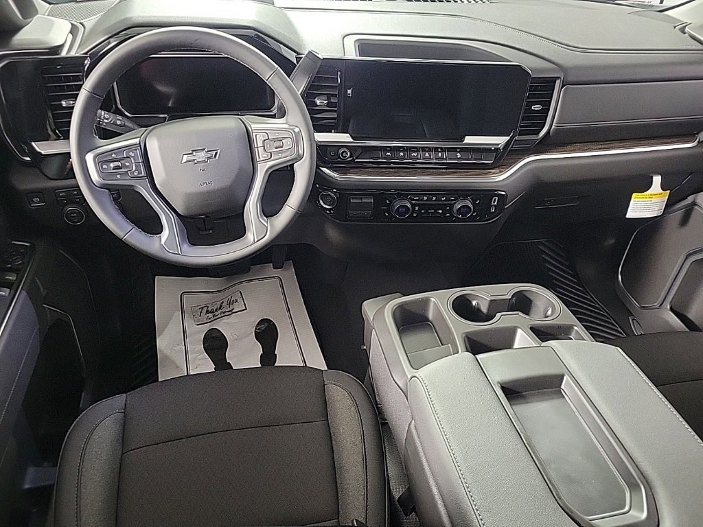 2026 Chevrolet Silverado 1500 RST photo 2