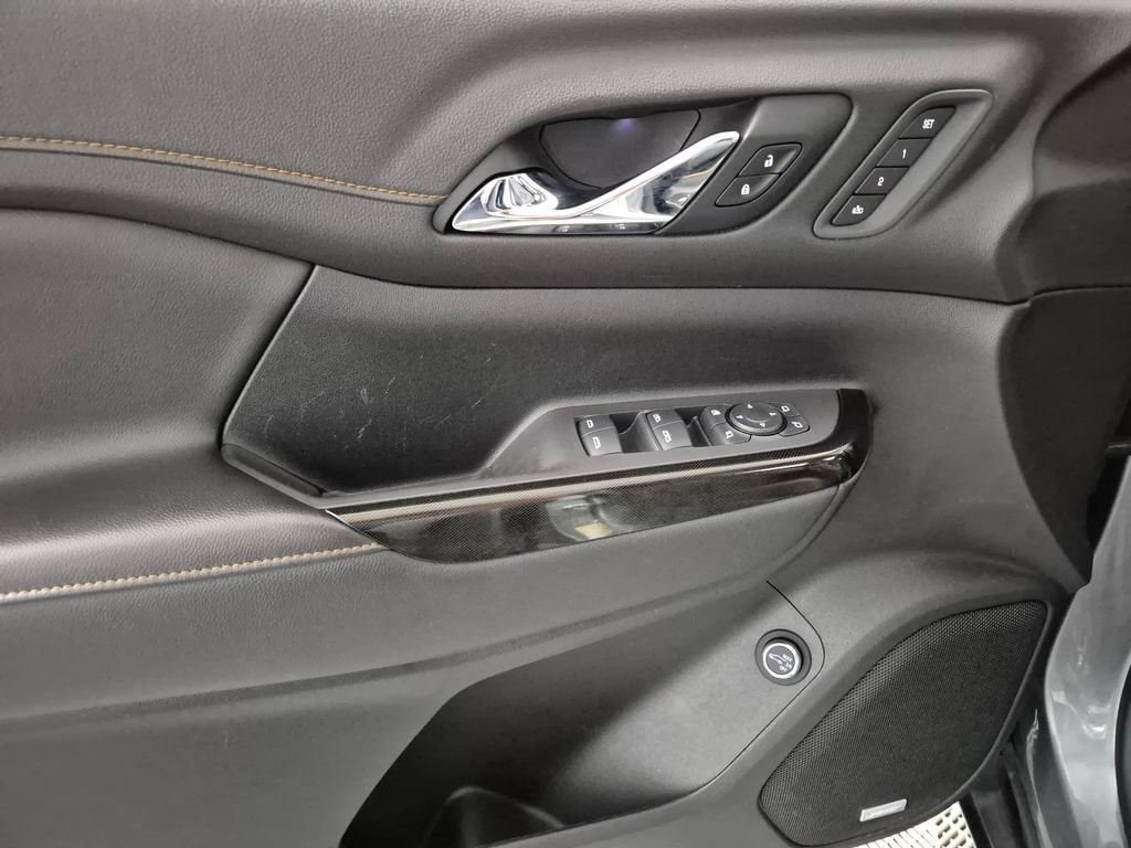 2022 GMC Acadia AT4 - Photo 16