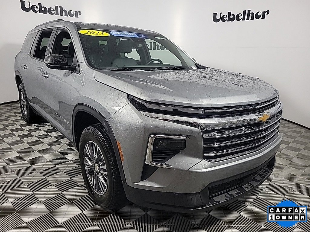 Certified 2025 Chevrolet Traverse LT SUV