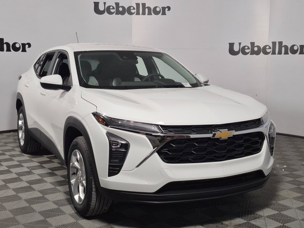 2026 Chevrolet Trax LS's photo