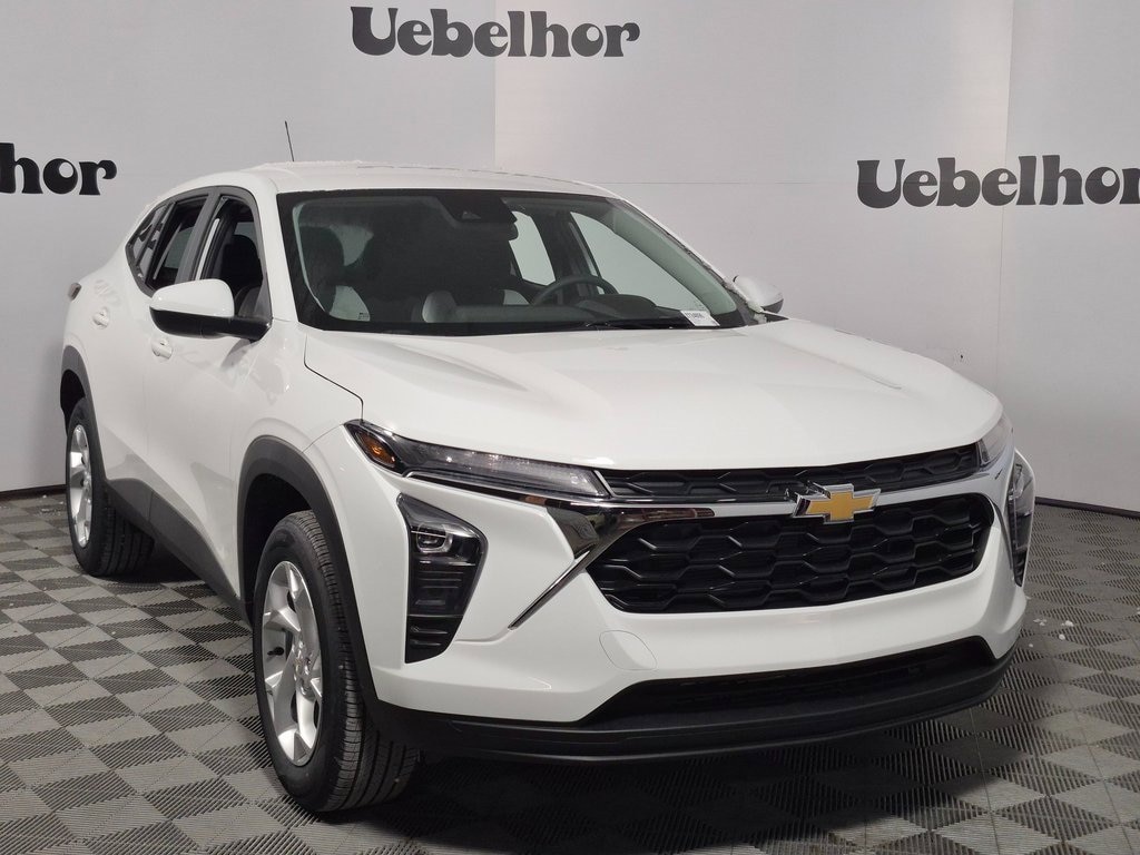 New 2026 Chevrolet Trax LS SUV