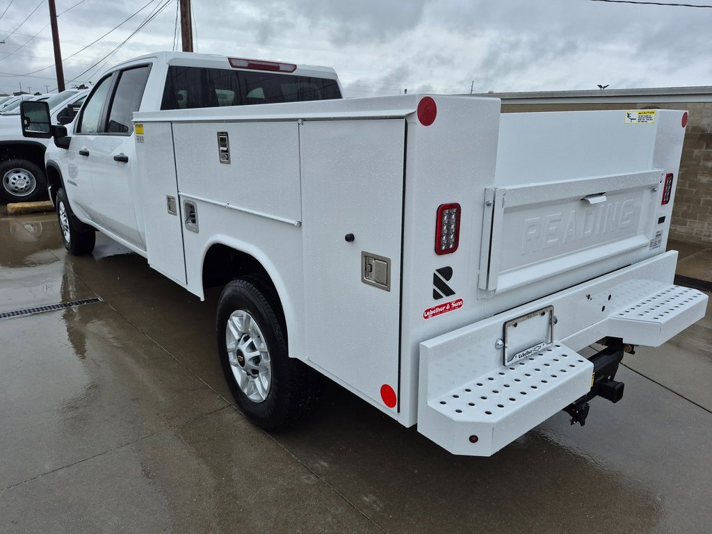 2025 Chevrolet Silverado 2500HD photo 4