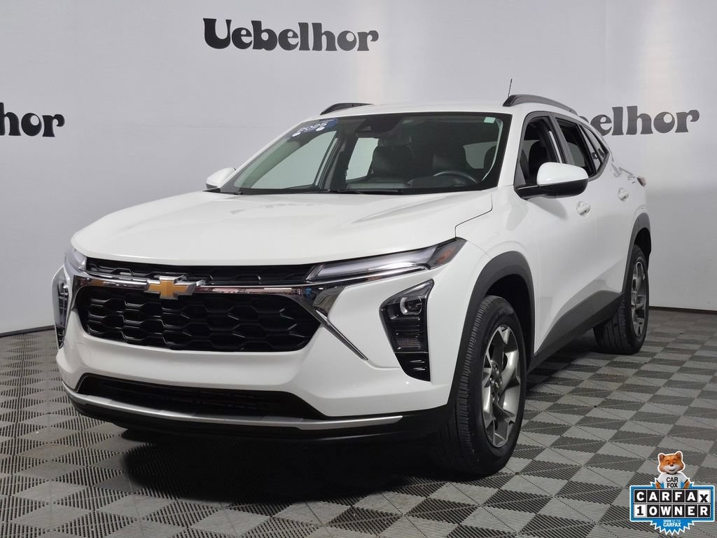 Used 2025 Chevrolet Trax LT SUV