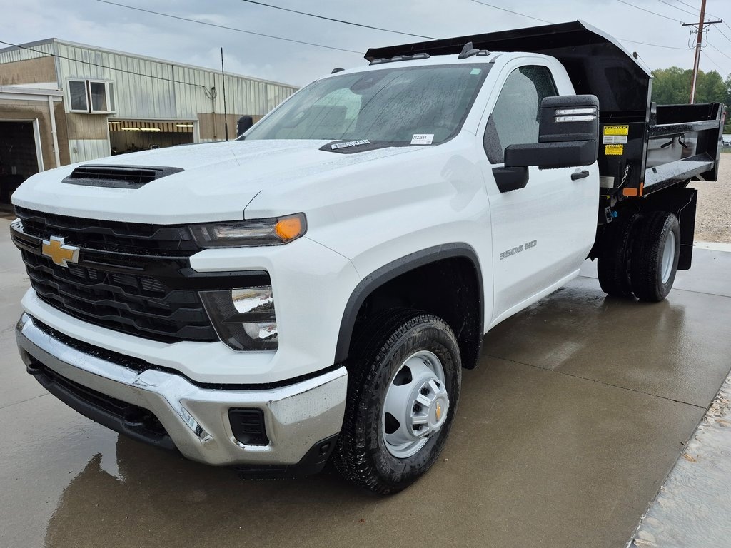 New 2025 Chevrolet Silverado 3500 HD Chassis Cab Work Truck Truck